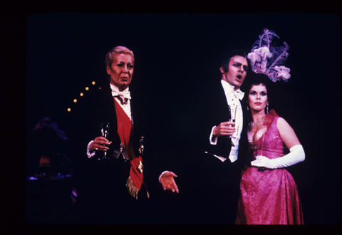 Helga Dernesch (Prince Orlofsky), Michael Devlin (Dr. Falke), Sarah Shanklin (Ida), Die Fledermaus, Johann Strauss, Jr.. San Francisco Opera, 1983-84. Photographer: Ron Scherl/San Francisco Opera.