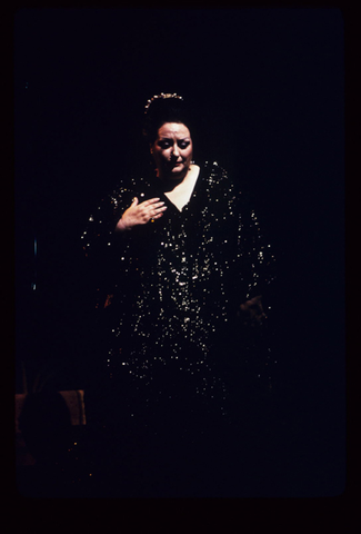 Montserrat Caballé (Donna Elvira), Ernani, Giuseppe Verdi. San Francisco Opera, 1984-85. Photographer: Ron Scherl/San Francisco Opera.