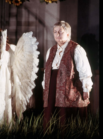 Judith Christin (Gertrude Stein), The Mother of Us All, Virgil Thomson. San Francisco Opera, 2003-04. Photographer: Ken Friedman/San Francisco Opera.