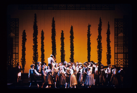 Ensemble, Don Giovanni, Wolfgang Amadeus Mozart. San Francisco Opera, 1984-85. Photographer: Ron Scherl/San Francisco Opera.