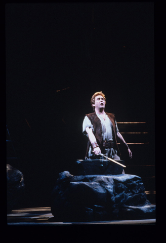 René Kollo (Siegfried), Siegfried, Richard Wagner. San Francisco Opera, 1984-85. Photographer: Ron Scherl/San Francisco Opera.