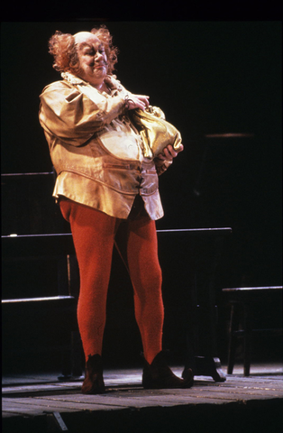 Ingvar Wixell (Falstaff), Falstaff, Giuseppe Verdi. San Francisco Opera, 1985-86. Photographer: Ron Scherl/San Francisco Opera.