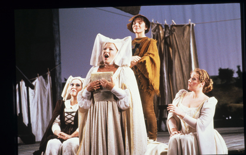 Marilyn Horne (Mistress Quickly), Pilar Lorengar (Alice Ford), Aaron Denny (Robin), Ruth Ann Swenson (Nannetta), Falstaff, Giuseppe Verdi. San Francisco Opera, 1985-86. Photographer: Ron Scherl/San Francisco Opera.