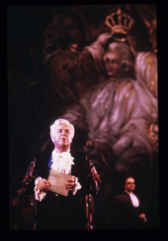 Carlo Bergonzi (Riccardo), Un Ballo in Maschera, Giuseppe Verdi. San Francisco Opera, 1985-86. Photographer: Ron Scherl/San Francisco Opera.