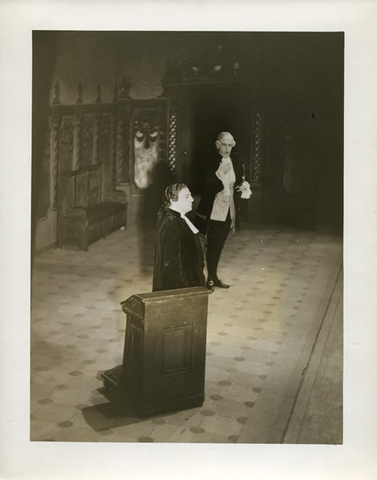 Manon, Jules Massenet. San Francisco Opera, 1939. Photographer: Lawrence B. Morton/San Francisco Opera.