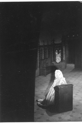 Manon, Jules Massenet. San Francisco Opera, 1939. Photographer: Unknown/San Francisco Opera.