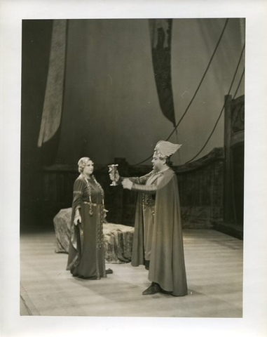 Tristan und Isolde, Richard Wagner. San Francisco Opera, 1939. Photographer: Lawrence B. Morton/San Francisco Opera.