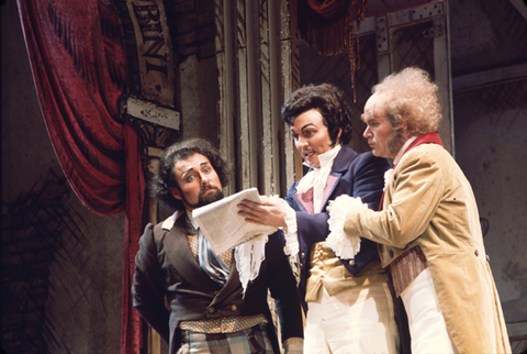 Frederick Burchinal (Vincenzo), Thomas McKinney (Stefano), Cary Archer Smith (Orazio), Le Convenienze ed Inconvenienze Teatrali, Gaetano Donizetti. San Francisco Opera/SPOT, 1975. Photographer: Ron Scherl/San Francisco Opera.