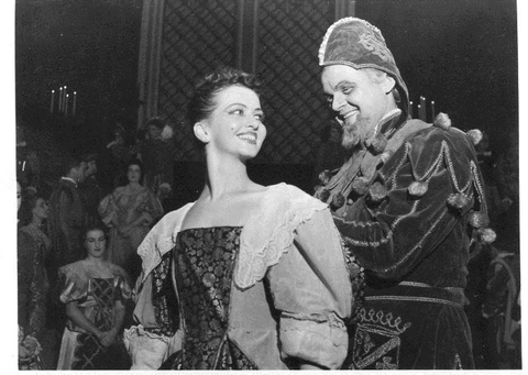 Rigoletto, Giuseppe Verdi. San Francisco Opera, 1939. Photographer: Franklin and Rognon/San Francisco Opera.