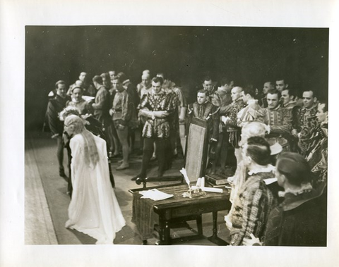 Rigoletto, Giuseppe Verdi. San Francisco Opera, 1939. Photographer: Lawrence B. Morton/San Francisco Opera.