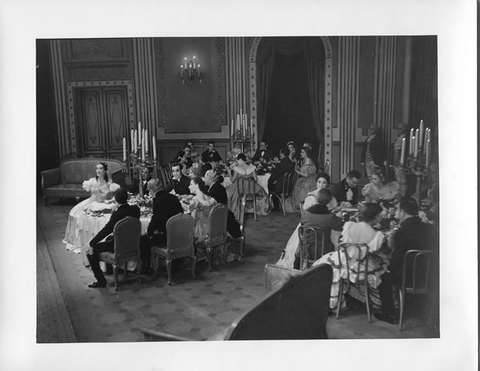 La Traviata, Giuseppe Verdi. San Francisco Opera, 1939. Photographer: Lawrence B. Morton/San Francisco Opera.