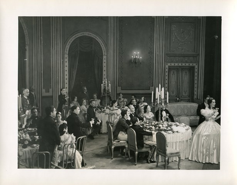 La Traviata, Giuseppe Verdi. San Francisco Opera, 1939. Photographer: Lawrence B. Morton/San Francisco Opera.