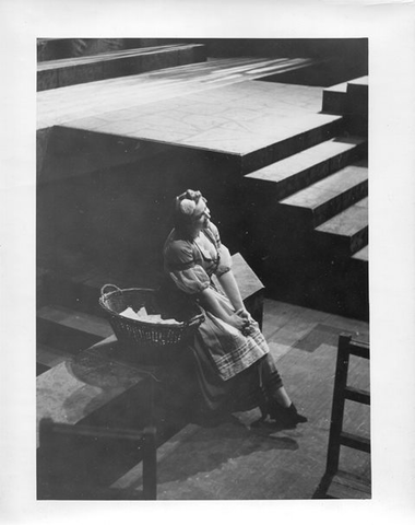 Fidelio, Ludwig van Beethoven. San Francisco Opera, 1939. Photographer: Lawrence B. Morton/San Francisco Opera.