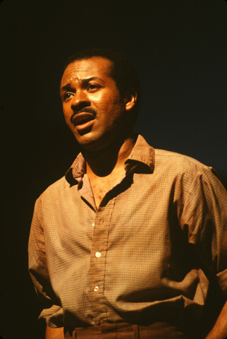 Steven Cole (Absalom Kumalo), Lost in the Stars, Kurt Weill. San Francisco Opera/SPOT, 1980-81. Photographer: Ron Scherl/San Francisco Opera.