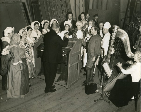 Don Pasquale, Gaetano Donizetti. San Francisco Opera, 1941. Photographer: Lawrence B. Morton/San Francisco Opera.