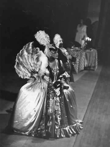 Der Rosenkavalier, Richard Strauss. San Francisco Opera, 1941. Photographer: Lawrence B. Morton/San Francisco Opera.