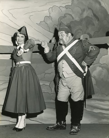 La Fille du Régiment, Gaetano Donizetti. San Francisco Opera, 1941. Photographer: Lawrence B. Morton/San Francisco Opera.