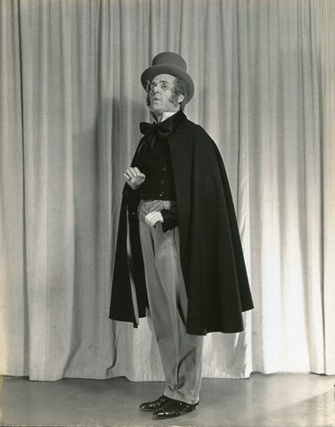 La Fille du Régiment, Gaetano Donizetti. San Francisco Opera, 1941. Photographer: Lawrence B. Morton/San Francisco Opera.