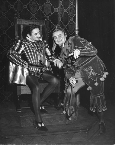 Rigoletto, Giuseppe Verdi. San Francisco Opera, 1941. Photographer: Lawrence B. Morton/San Francisco Opera.