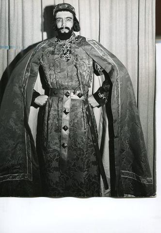 Tannhäuser, Richard Wagner. San Francisco Opera, 1941. Photographer: Lawrence B. Morton/San Francisco Opera.