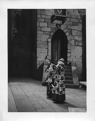 Simon Boccanegra, Guiseppe Verdi. San Francisco Opera, 1941. Photographer: Lawrence B. Morton/San Francisco Opera.