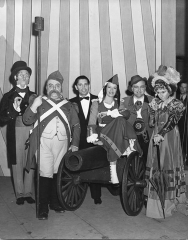 La Fille du Régiment, Gaetano Donizetti. San Francisco Opera, 1942. Photographer: Lawrence B. Morton/San Francisco Opera.