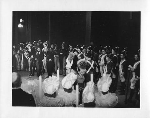 La Fille du Régiment, Gaetano Donizetti. San Francisco Opera, 1942. Photographer: Lawrence B. Morton/San Francisco Opera.