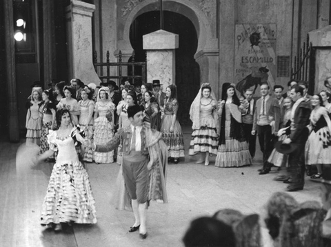 Carmen, Georges Bizet. San Francisco Opera, 1942. Photographer: Lawrence B. Morton/San Francisco Opera.