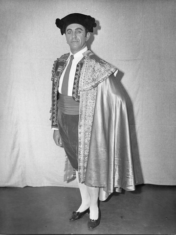 Carmen, Georges Bizet. San Francisco Opera, 1942. Photographer: Lawrence B. Morton/San Francisco Opera.