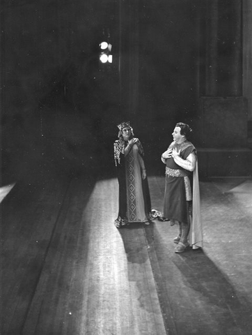 L'Amore dei Tre Re, Italo Montemezzi. San Francisco Opera, 1942. Photographer: Lawrence B. Morton/San Francisco Opera.