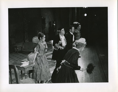 Il Barbiere di Siviglia, Gioachino Rossini. San Francisco Opera, 1942. Photographer: Lawrence B. Morton/San Francisco Opera.