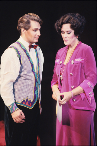 Keith Olsen (Flamand), Kiri Te Kanawa (The Countess), Capriccio, Richard Strauss. San Francisco Opera, 1990-91. Photographer: Larry Merkle/San Francisco Opera.