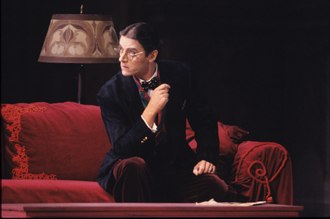 William Shimell (Olivier), Capriccio, Richard Strauss. San Francisco Opera, 1990-91. Photographer: Larry Merkle/San Francisco Opera.