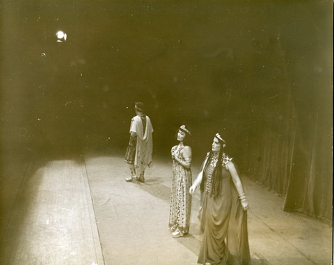 Aida, Giuseppe Verdi. San Francisco Opera, 1944. Photographer: R. Strohmeyer/San Francisco Opera.