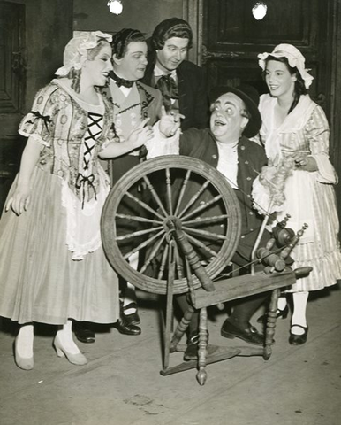 Martha, Friedrich von Flotow. San Francisco Opera, 1944. Photographer: R. Strohmeyer/San Francisco Opera.