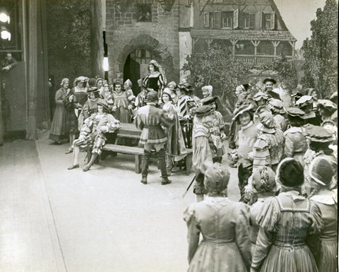 Faust, Charles Gounod. San Francisco Opera, 1944. Photographer: R. Strohmeyer/San Francisco Opera.