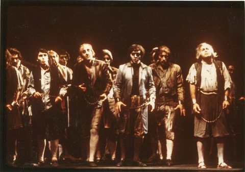 Fidelio, Ludwig van Beethoven. San Francisco Opera, 1969. Photographer: Robert Cahen/San Francisco Opera.