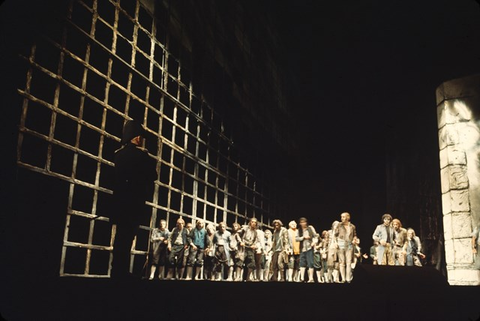 Fidelio, Ludwig van Beethoven. San Francisco Opera, 1969. Photographer: Unknown/San Francisco Opera.