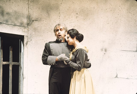 Fidelio, Ludwig van Beethoven. San Francisco Opera, 1969. Photographer: Unknown/San Francisco Opera.