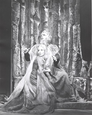 Pelléas et Mélisande, Claude Debussy. San Francisco Opera, 1969. Photographer: Pete Peters/San Francisco Opera.