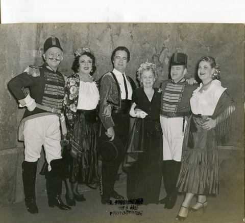 Carmen, Georges Bizet. San Francisco Opera, 1945. Photographer: R. Strohmeyer/San Francisco Opera.