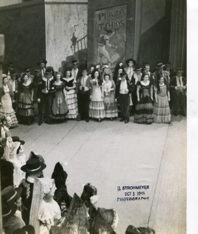 Carmen, Georges Bizet. San Francisco Opera, 1945. Photographer: R. Strohmeyer/San Francisco Opera.