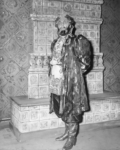 Boris Godunov, Modest Mussorgsky. San Francisco Opera, 1945. Photographer: R. Strohmeyer/San Francisco Opera.